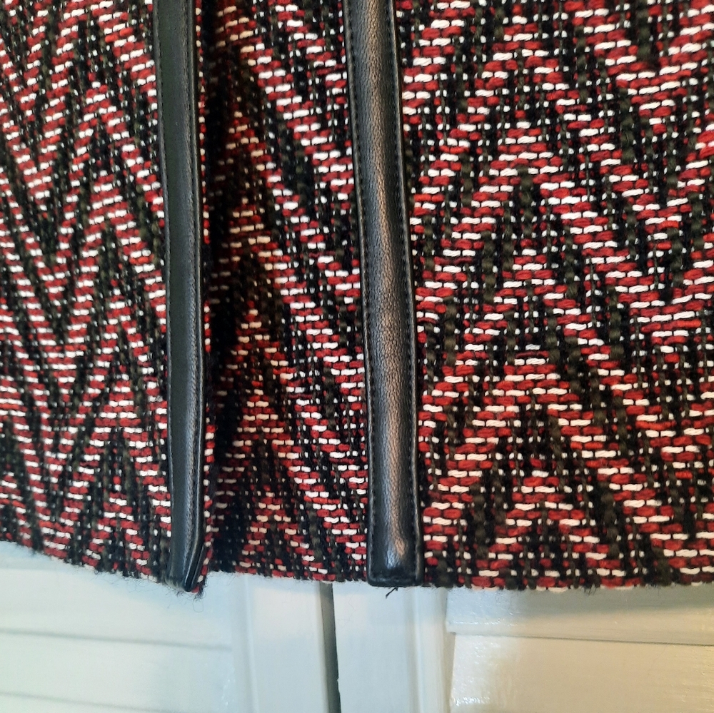Doncaster leather wool blend pencil chevron skirt sz 8 NWT *2 - Picture 4 of 10